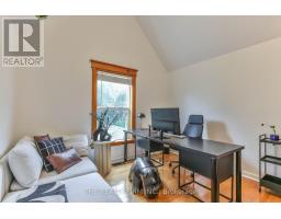 9 EAST AVENUE - 32