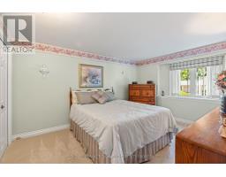 20 SOUTHLAND DRIVE - 17
