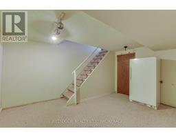 79 GREENBRIER CRESCENT - 36