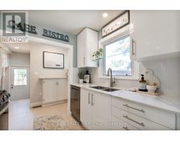 94 MONTAGUE PLACE - 12