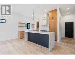 34 ALBERTA STREET - 10