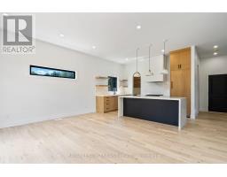 34 ALBERTA STREET - 17
