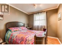 79 MENDIP CRESCENT - 14