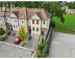 609 COLBORNE STREET - 2