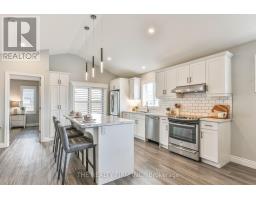 8 ROYAL DORNOCH DRIVE - 11