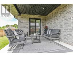 8 ROYAL DORNOCH DRIVE - 42