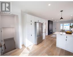 1349 TRAFALGAR STREET - 16