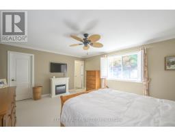 20 BEECHWOOD CIRCLE - 13