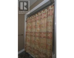 20 BEECHWOOD CIRCLE - 18