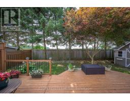 20 BEECHWOOD CIRCLE - 35