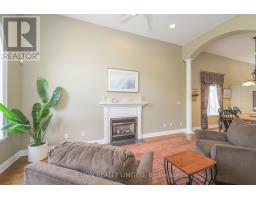20 BEECHWOOD CIRCLE - 5