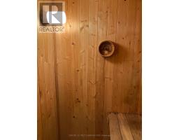 465 RIDGEWOOD CRESCENT - 35