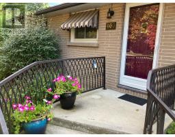 465 RIDGEWOOD CRESCENT - 4