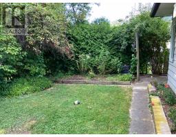 465 RIDGEWOOD CRESCENT - 40