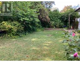 465 RIDGEWOOD CRESCENT - 42