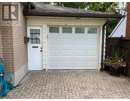 465 RIDGEWOOD CRESCENT - 48