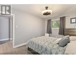 31 - 989 NOTRE DAME DRIVE - 13