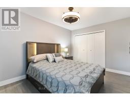 31 - 989 NOTRE DAME DRIVE - 14