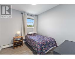 31 - 989 NOTRE DAME DRIVE - 19
