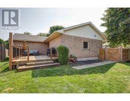 25 HAWTHORNE CRESCENT - 39