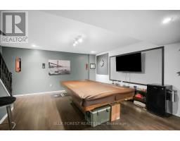 14 DAYBREAK DRIVE - 22