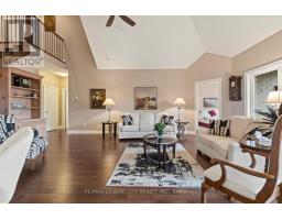 24 - 2081 WALLINGFORD AVENUE - 12