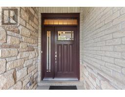 24 - 2081 WALLINGFORD AVENUE - 4