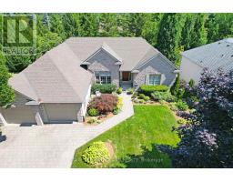 26 BUTTERNUT LANE - 43