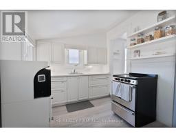 166 GILES STREET - 13