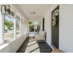166 GILES STREET - 4
