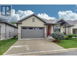 81 - 9 DAUSETT DRIVE - 2