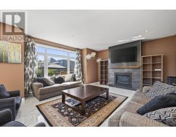 703 ZAIFMAN CIRCLE - 13