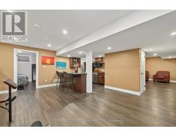 703 ZAIFMAN CIRCLE - 32