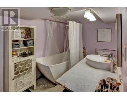 58 STUART STREET - 18