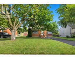 68 DUNKIRK DRIVE - 23