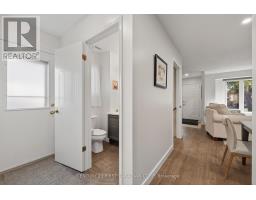 24 MOREAU CRESCENT - 12