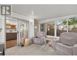 24 MOREAU CRESCENT - 15