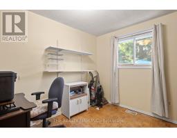 681 LADYBROOK CRESCENT - 21