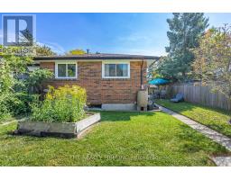 681 LADYBROOK CRESCENT - 37