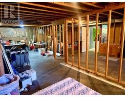 41 TARRY PARKWAY - 19