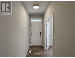 7 COLUMBUS COURT - 4