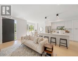 32 - 1175 RIVERBEND ROAD - 15