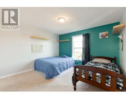 12 TARA COURT - 18