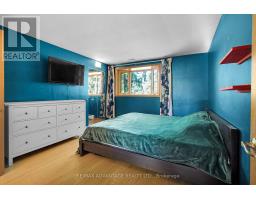 41 QUEEN ANNE CIRCLE - 18