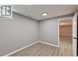 20 FARMINGTON DRIVE - 19