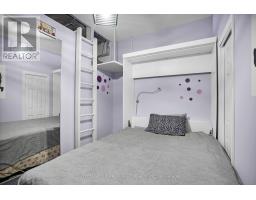 694 COLBORNE STREET - 20