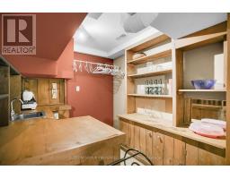 694 COLBORNE STREET - 31