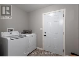 38 FULTON STREET - 32
