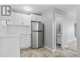 154 - 700 OSGOODE DRIVE - 4