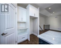 7 SPRUCE CRESCENT - 13